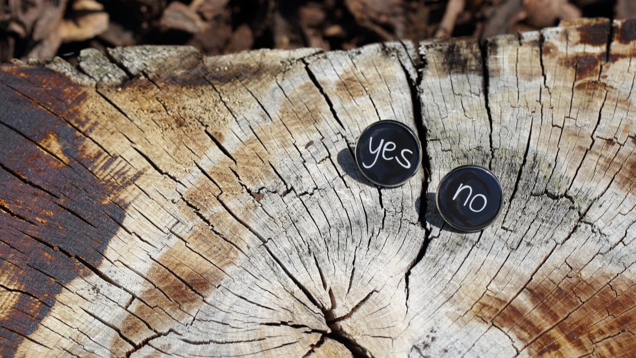 Náušnice pecky - Yes No