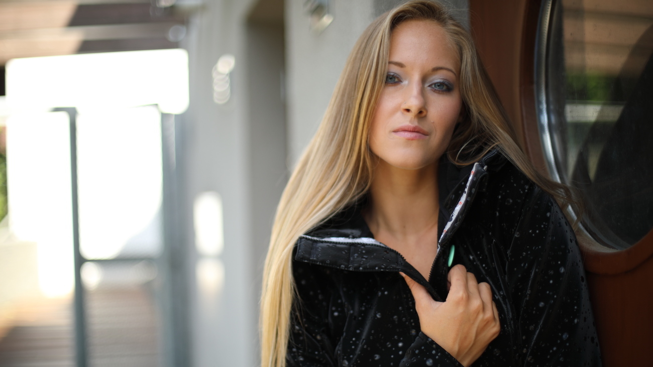 Buttonberry Black Rain